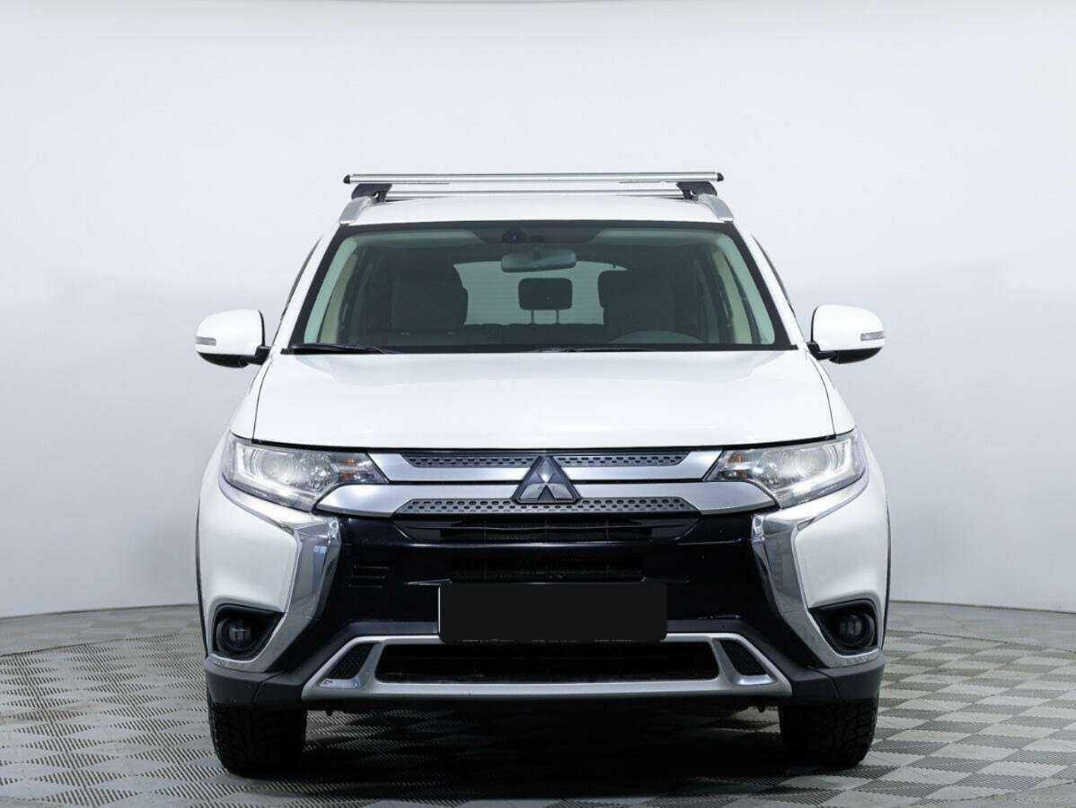 Купить Mitsubishi Outlander, 2018, 144 060 км, фото №2