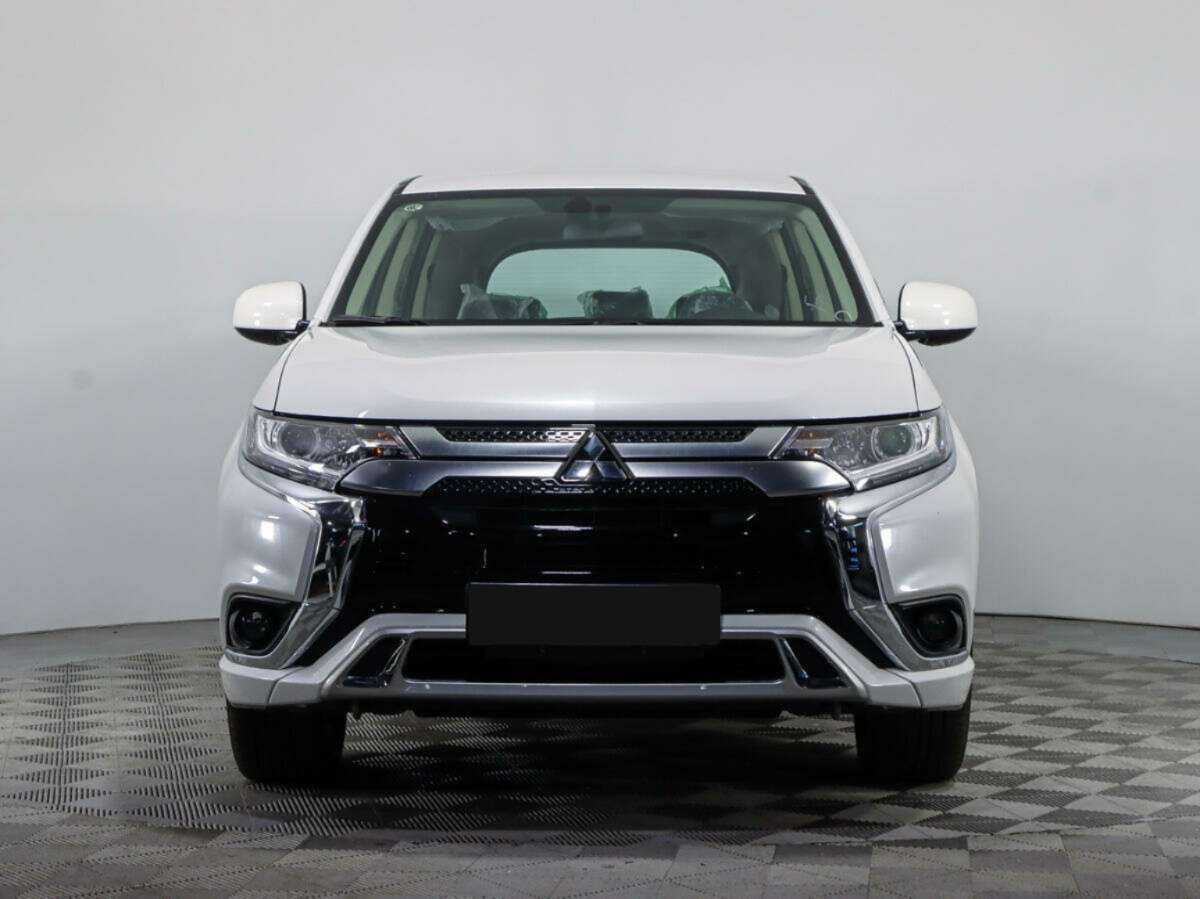Купить Mitsubishi Outlander, 2022, 3 681 км, фото №2